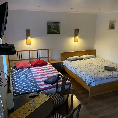 Piiri 12, - 2 Big Beds - Very Cute - Free Parking - Free Wifi Apartmán
