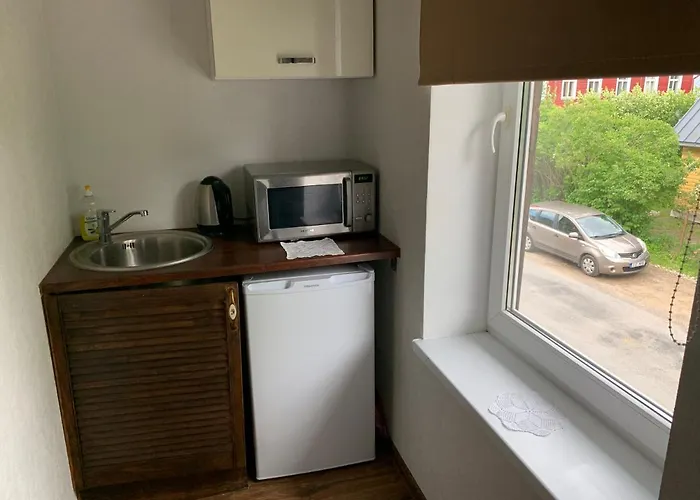 Piiri 12, - 2 Big Beds - Very Cute * טרטו