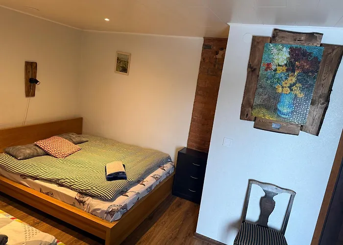 Piiri 12, - 2 Big Beds - Very Cute * טרטו